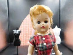 jill vogue blonde face